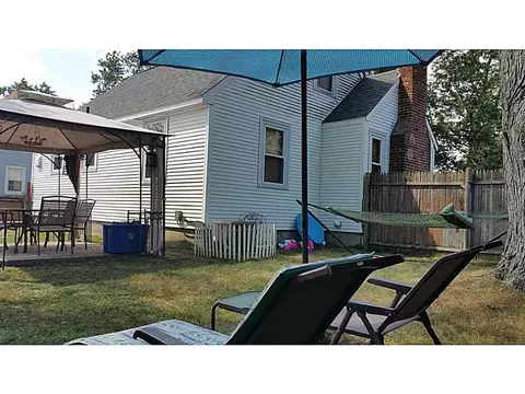 20 Modena Dr, Warwick, RI 02886 photo 4