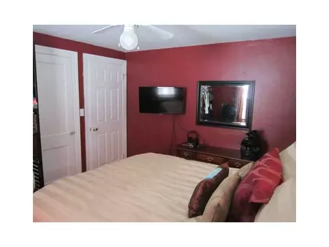 20 Modena Dr, Warwick, RI 02886 photo 13