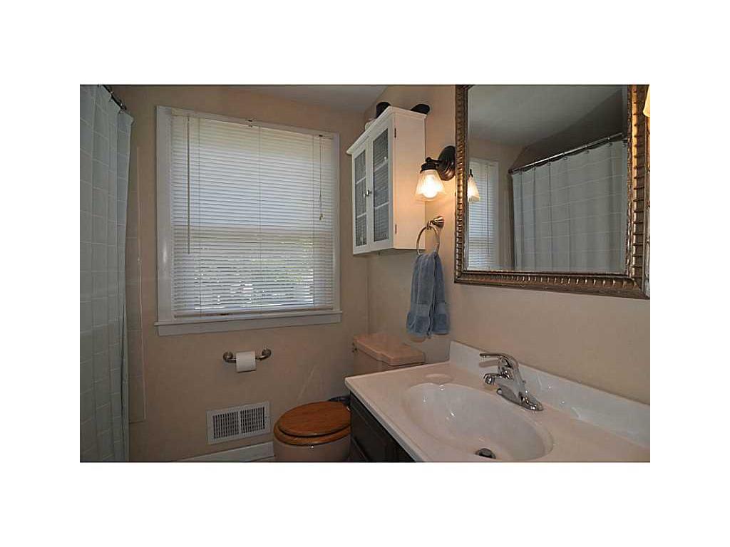 33 Viceroy Rd, Warwick, RI 02886 photo 8