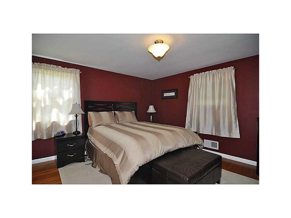 33 Viceroy Rd, Warwick, RI 02886 photo 5
