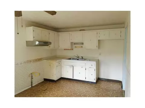 91 Diana Dr, Woonsocket, RI 02895 photo 10