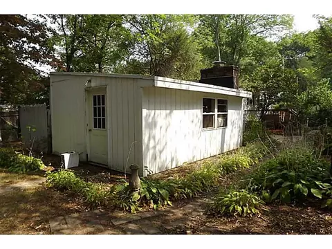 12 Woodridge Dr, Mapleville, RI 02839 photo 22