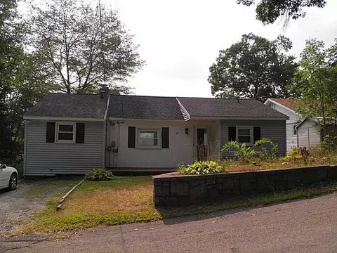 43 E Shore Dr, Exeter, RI 02822 photo 2