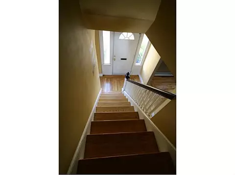 127 Circuit Dr, Warwick, RI 02889 photo 20