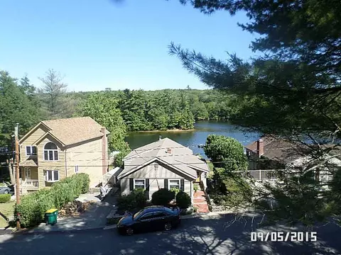 77 Centre Rd, Glocester, RI 02814 photo 2