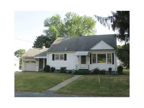 58 Ridge St, Woonsocket, RI 02895 photo 16