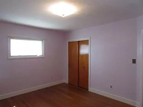 58 Ridge St, Woonsocket, RI 02895 photo 6