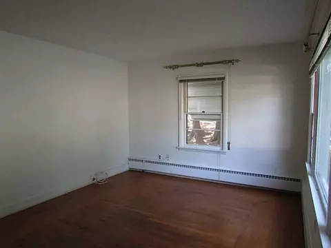 58 Ridge St, Woonsocket, RI 02895 photo 3