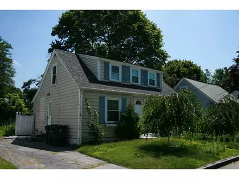 38 Deacon Ave, Warwick, RI 02886 photo 1