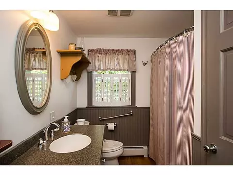 59 Burt St, Warwick, RI 02886 photo 13