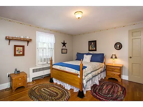 59 Burt St, Warwick, RI 02886 photo 12