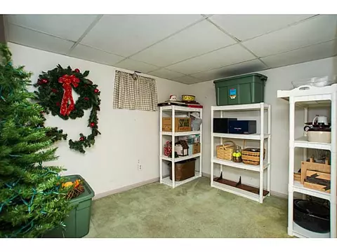 59 Burt St, Warwick, RI 02886 photo 19