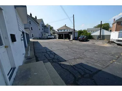53 Pleasant St, Westerly, RI 02891 photo 5