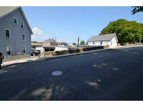53 Pleasant St, Westerly, RI 02891 photo 9
