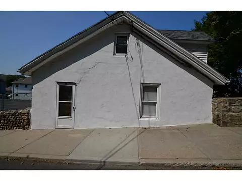 53 Pleasant St, Westerly, RI 02891 photo 3