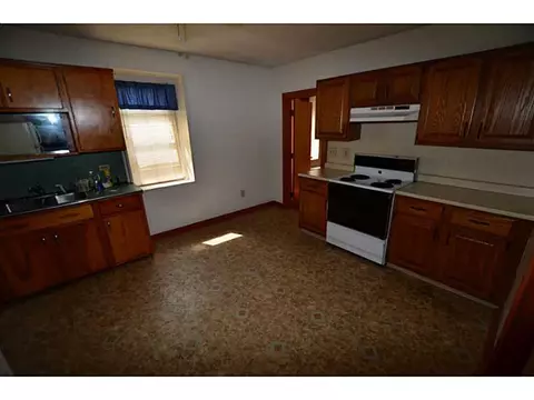 53 Pleasant St, Westerly, RI 02891 photo 11
