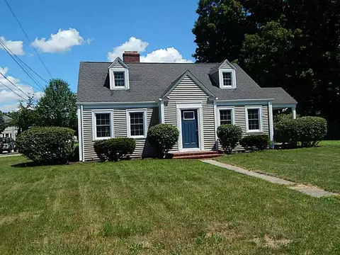 605 Main Ave, Warwick, RI 02886 photo 2