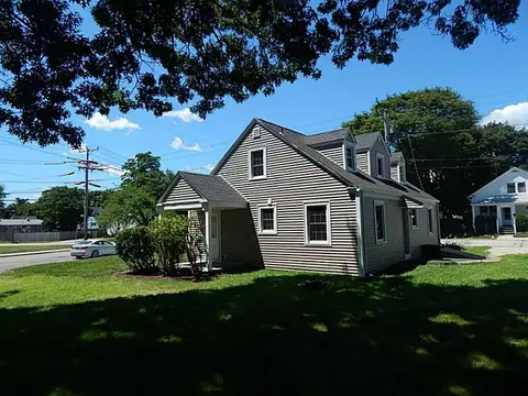 605 Main Ave, Warwick, RI 02886 photo 6
