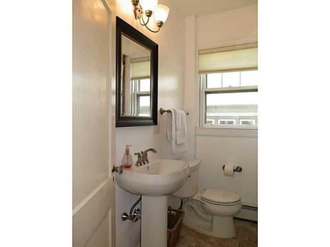 68 Third St, Providence, RI 02906 photo 11
