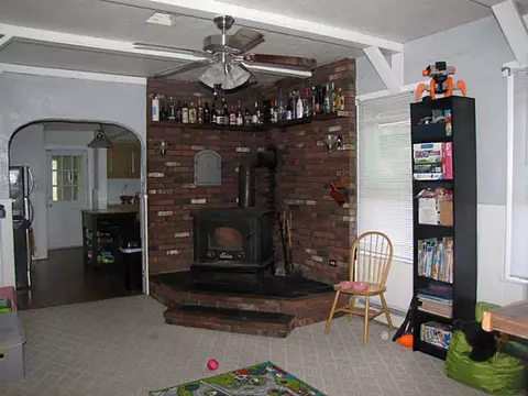 383 Providence St, Woonsocket, RI 02895 photo 5