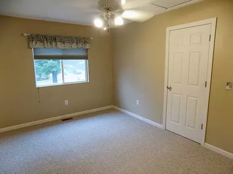 7 Cobblestone Ter, Coventry, RI 02816 photo 11