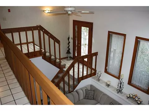 68 Everglade Ave, Warwick, RI 02886 photo 4