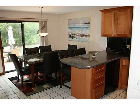 68 Everglade Ave, Warwick, RI 02886 photo 6