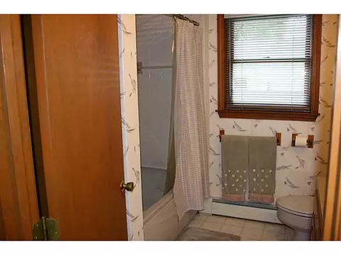 68 Everglade Ave, Warwick, RI 02886 photo 12