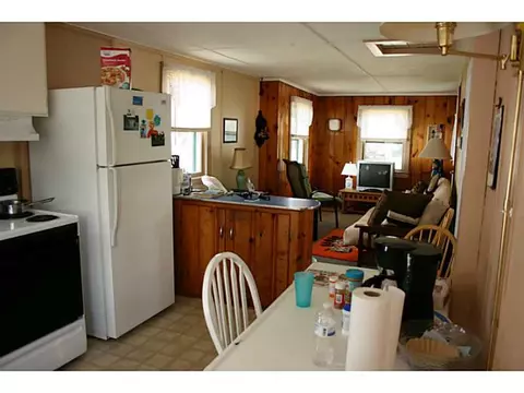 48 Uzzi Ave, Westerly, RI 02891 photo 2
