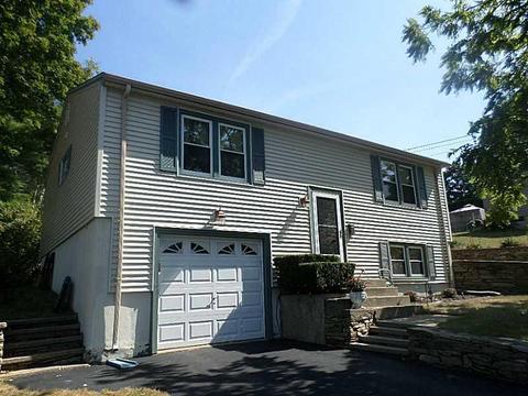 284 Walnut Hill Rd, Woonsocket, RI 02895 photo 1