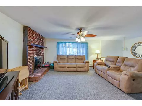 436 Beacon Ave, Woonsocket, RI 02895 photo 8