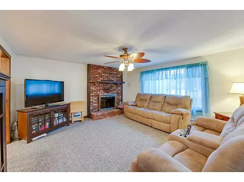 436 Beacon Ave, Woonsocket, RI 02895 photo 7