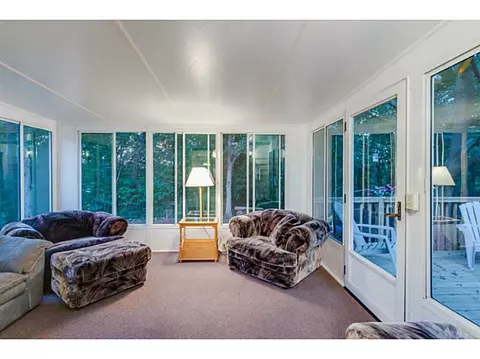 436 Beacon Ave, Woonsocket, RI 02895 photo 9