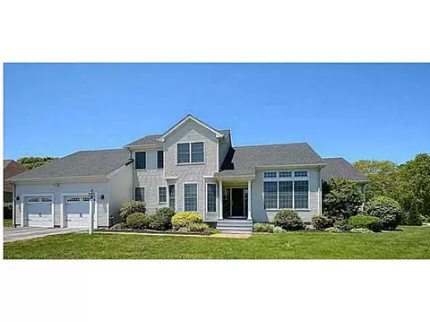 8 Briar Patch Dr, Westerly, RI 02891 photo 1