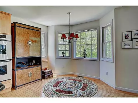 8 Briar Patch Dr, Westerly, RI 02891 photo 4