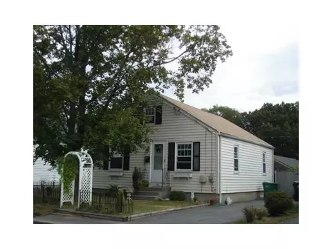 146 Holmes Rd, Warwick, RI 02888 photo 1