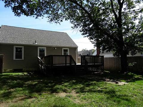 65 Macarthur Dr, Warwick, RI 02886 photo 13
