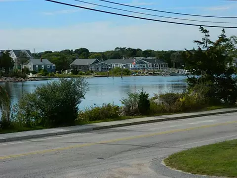 11 Weekapaug Rd, Westerly, RI 02891 photo 3