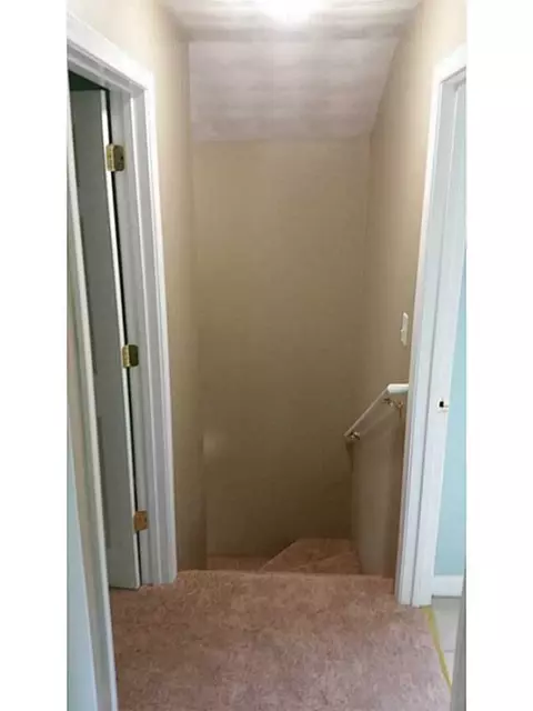 116 Pender Ave, Warwick, RI 02889 photo 12