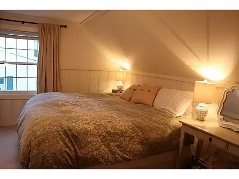 19 Chapel St, Warwick, RI 02886 photo 12