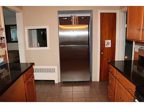 19 Chapel St, Warwick, RI 02886 photo 11