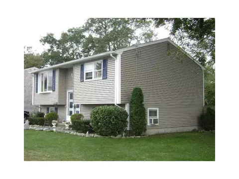 161 Armstrong Ave, Warwick, RI 02889 photo 1