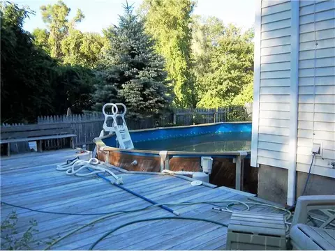 79 Manolla Ave, Warwick, RI 02888 photo 4