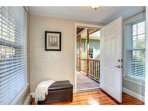 109 Falcon Ave, Warwick, RI 02888 photo 21