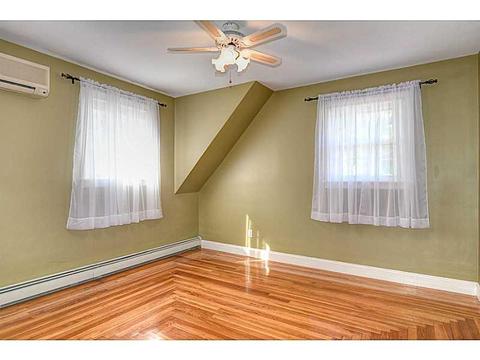 109 Falcon Ave, Warwick, RI 02888 photo 17