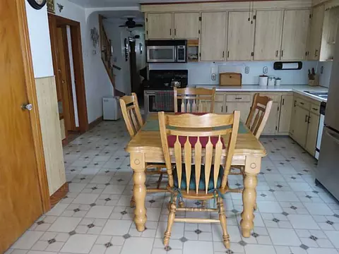 37 Miles Ave, Woonsocket, RI 02895 photo 7