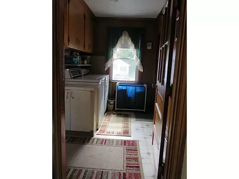 37 Miles Ave, Woonsocket, RI 02895 photo 19