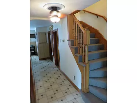 37 Miles Ave, Woonsocket, RI 02895 photo 9