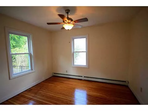 162 Cooper Ave, Woonsocket, RI 02895 photo 5