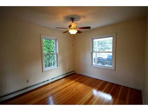 162 Cooper Ave, Woonsocket, RI 02895 photo 4